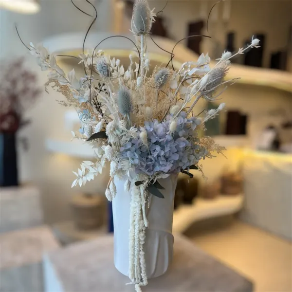 Création Florale Blanche et Bleu
